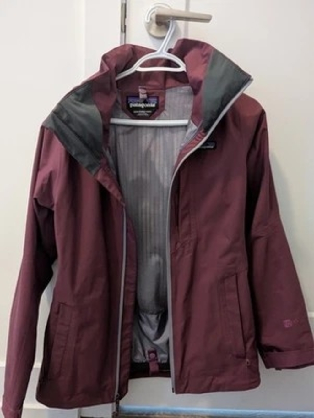 Patagonia 3-in-1 Women's Maroon Waterproof Coat